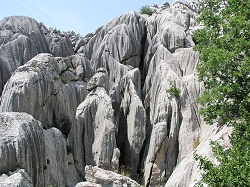Felstürme bei Paklenica in Kroatien