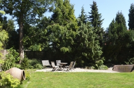 Grillecke hinten im Garten