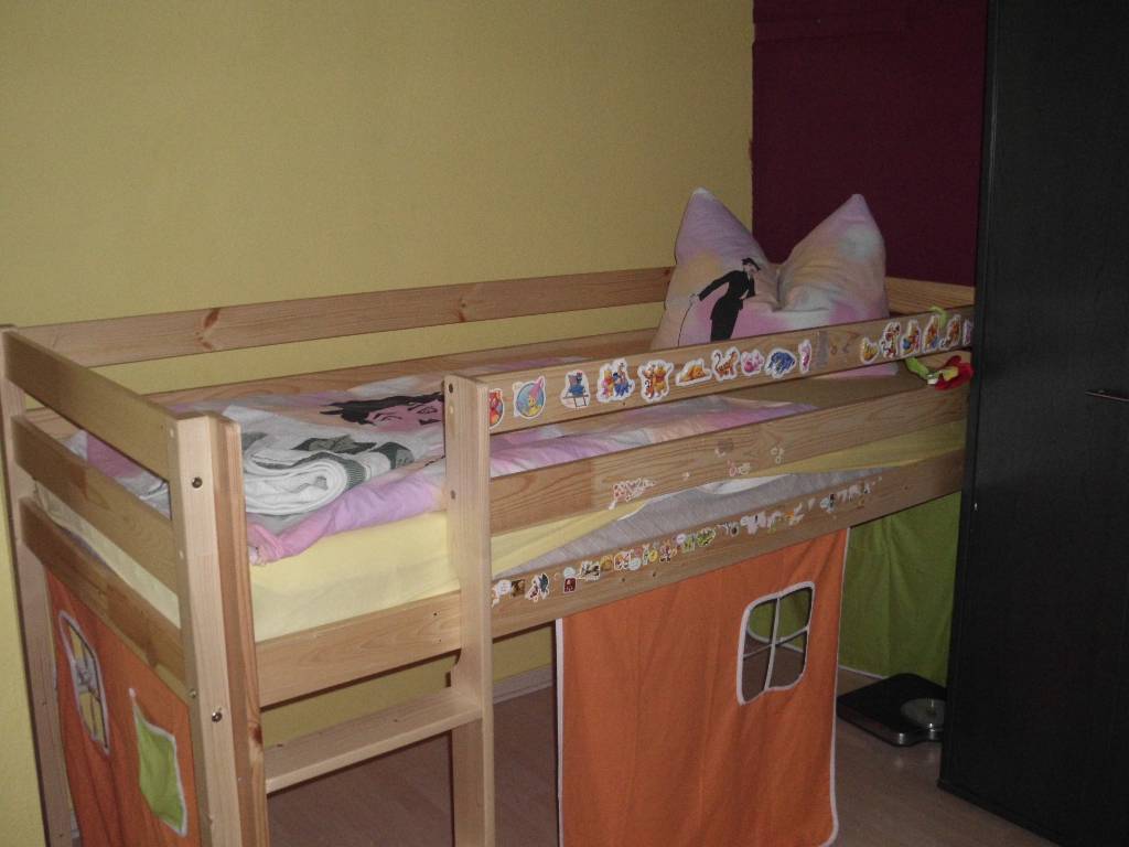 Hochbett im oberen Schlafzimmer