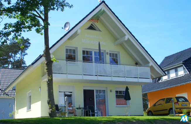 Ferienhaus Müritzperle in Röbel, Mecklenburg-Vorpommern Mecklenburgische Seenplatte  Ferienhaus Müritzperle