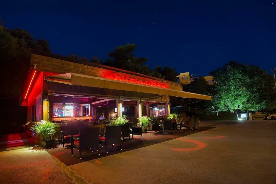 Beach bar in einer Entfernung von 80 Metern
