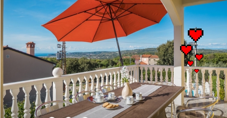 Terrasse im ersten Stock