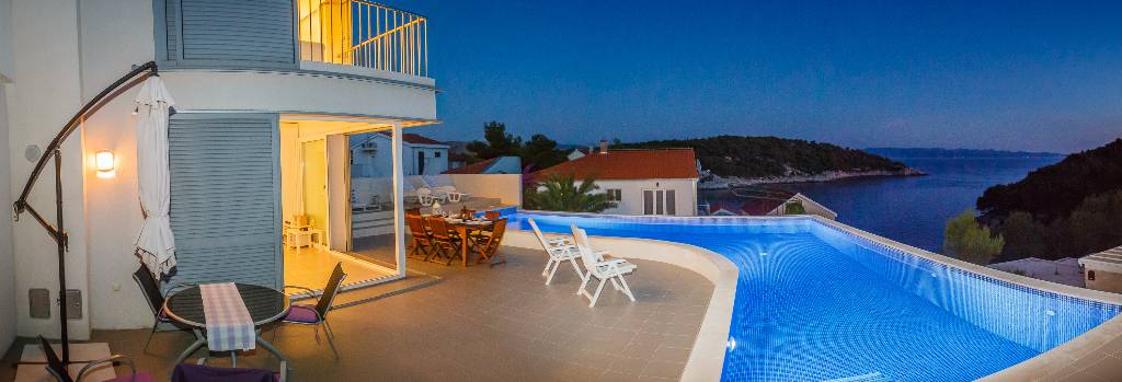 Ferienhaus In MILNA Uvala Osibova Insel Brac Mit Pool