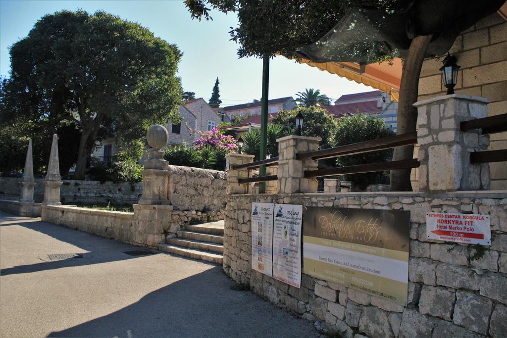 Restaurant unterhalb der Wohnung