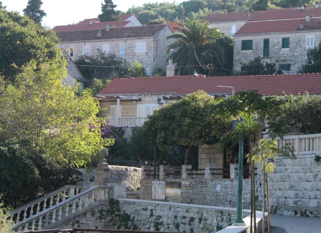 Blick auf das Haus von der Strase