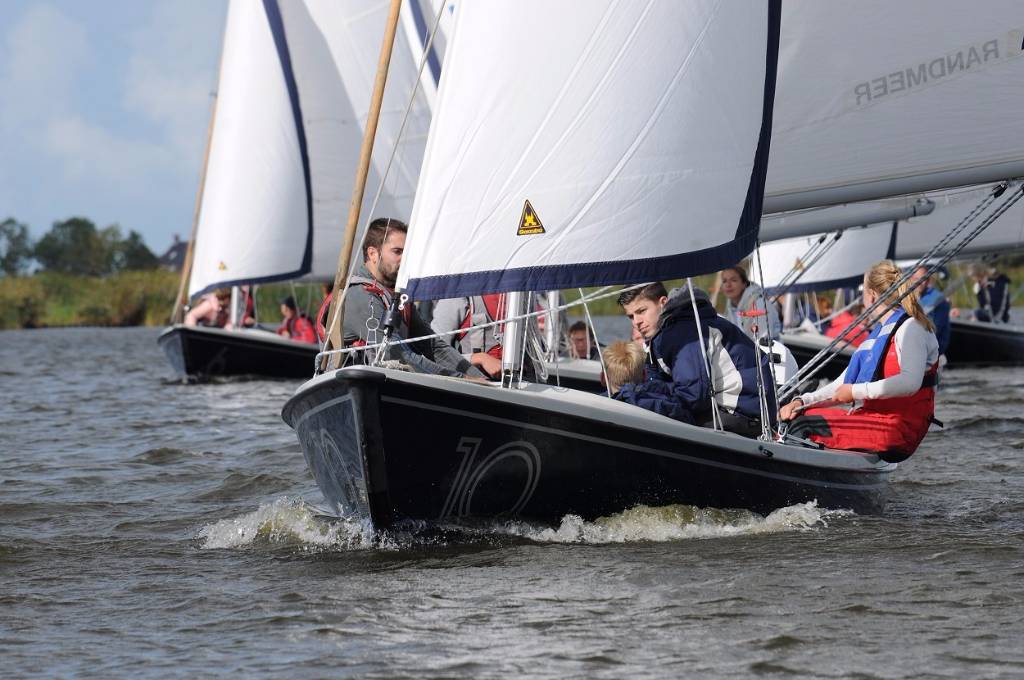 Segeln auf die Friesische Seenplatten