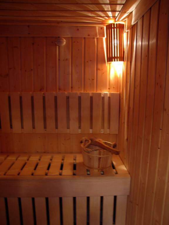 Sauna im Erdgeschoss
