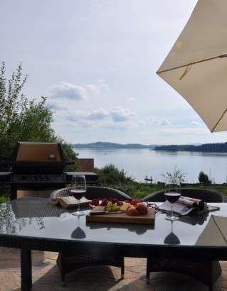 Chata, chalupa Jenisov mit toller Aussicht und nur 50m vom Wasser, Horni Plana, Lipno Stausee Lipno Stausee Česká republika