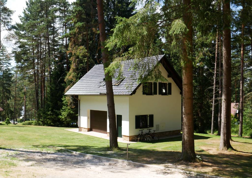 FERIENHAUS FÜR 4 PERSONEN