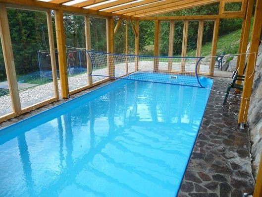 Ferienhaus Benecko mit Pool und Sauna, 100m vom Skilift TR in Benecko, Riesengebirge Riesengebirge République tchèque 