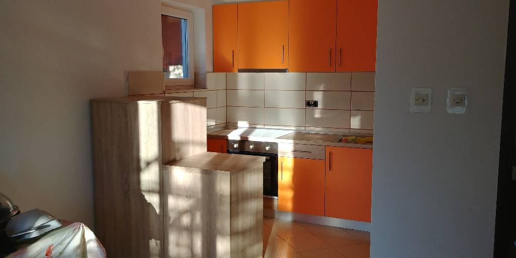 Apartmán Ferienwohnung 2 ist neben Meer. Apartman hat direkt Weg zu Meer. Mit Fuss nür 30 meter., Omisalj, Kvarner Bucht Inseln Insel Krk Chorvatsko