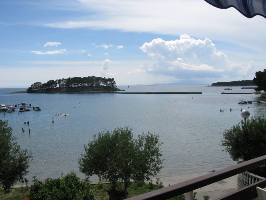 prázdninový  byt Direkt am Sandstrand, in der Naehe von Altstadt Rab, Rab, Insel Rab Kvarner Bucht Inseln Chorvátsko