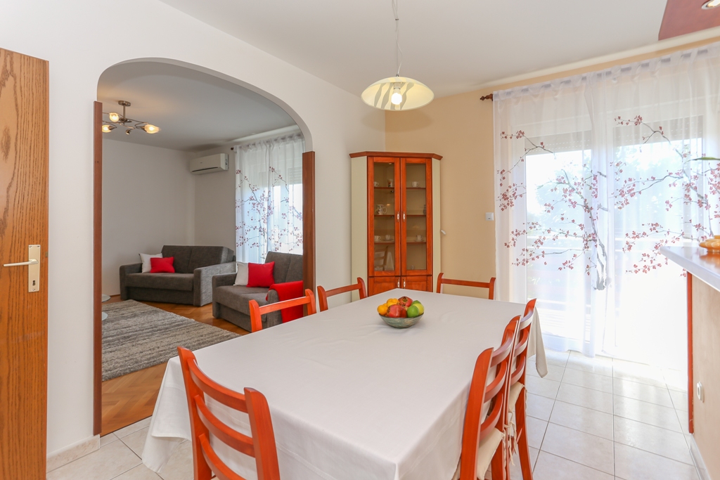 Das Esszimmer und Wohnzimmermer