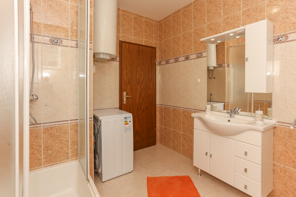 Badezimmer mit Toilette