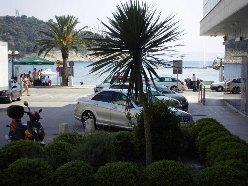 Ausgang zum öffentlichen Bereich