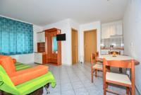 Grosser Wohnraum mit Kueche