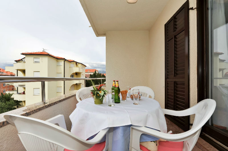 Terrasse der Wohnung Jasna Novalja
