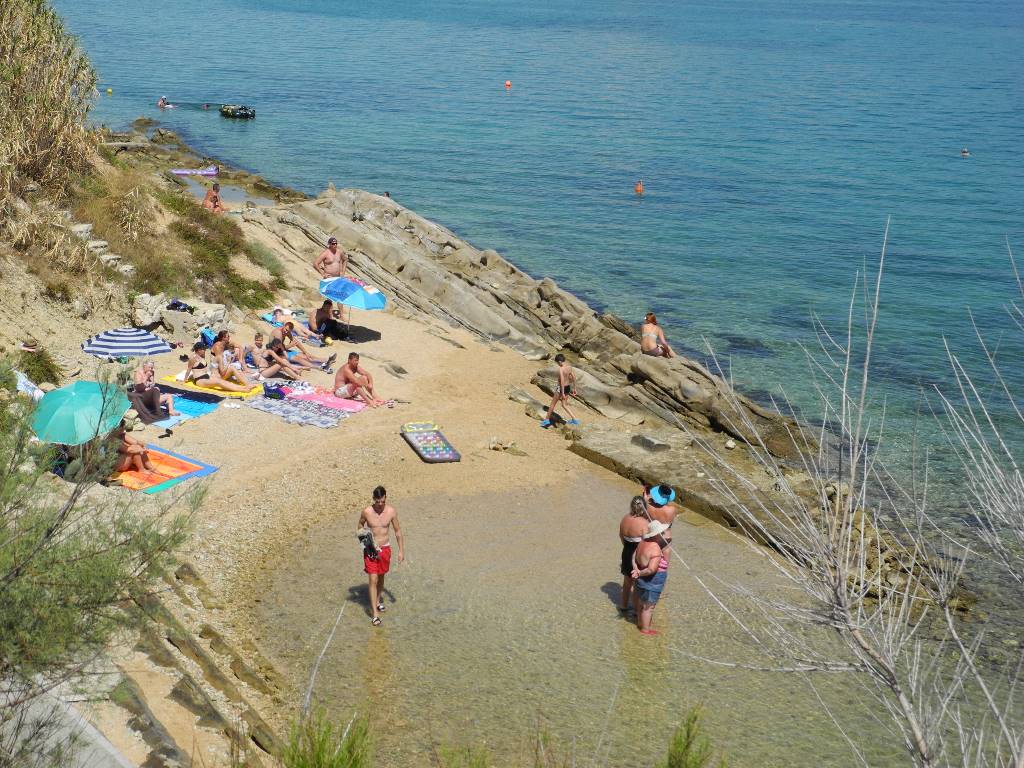 beach Vodice (70m)