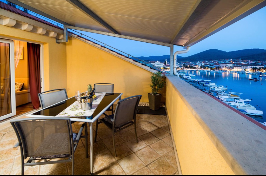Apartmán Genießen Sie die fantastische Aussicht auf das Meer, vom Balkon Diese eleganten Ferienwohnungen, Vela Luka, Süddalmatien Insel Korcula Chorvatsko