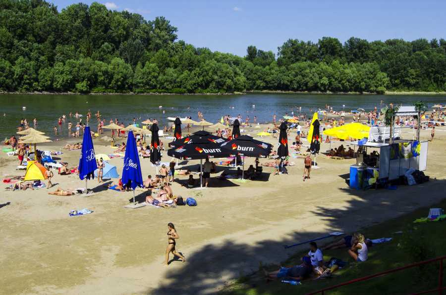 Kőrös torok strand