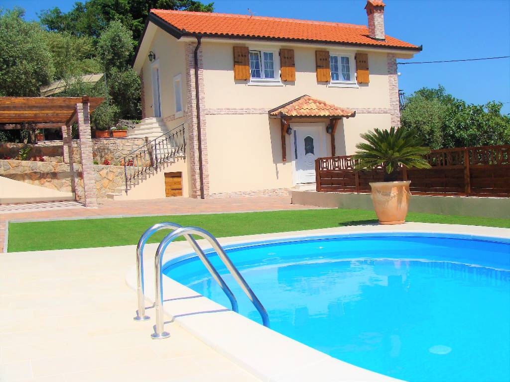 vila Neue Villa mit Pool und wunderschönem Blick auf das Meer, nur 800 m vom Strand, Icici, Kvarner Bucht Festland Opatija Chorvatsko