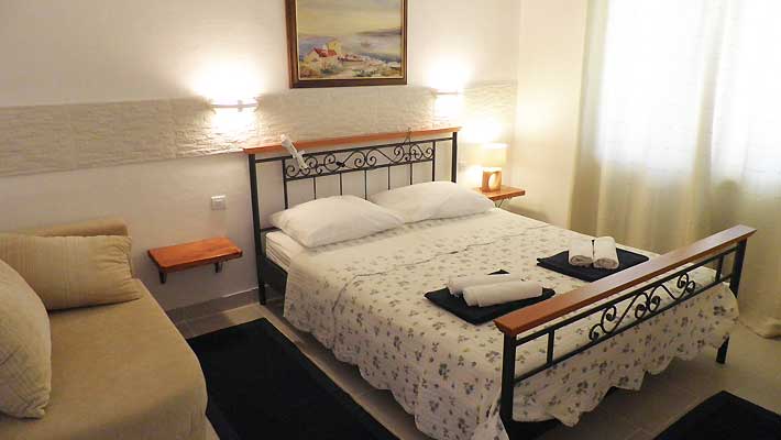 AP1 große Wohnung
Schlafzimmer