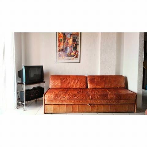 Rechte Seite des Wohnbereiches mit erster Schlafcouch