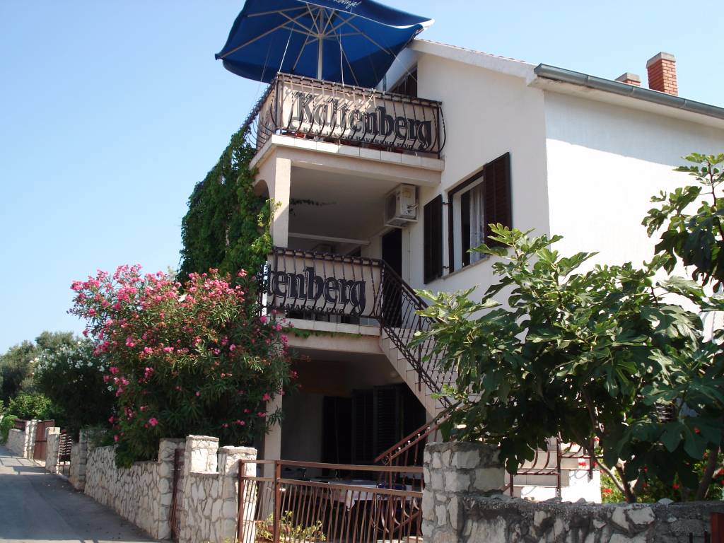 Apartmán Das zweistöckige Einfamilienhaus ist kliematisiert, Okrug Gornji, Mitteldalmatien Trogir Chorvatsko